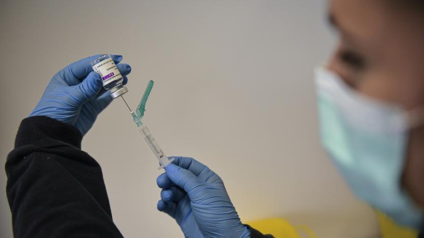 Две от най-уязвимите групи скоро стават приоритет при ваксинацията