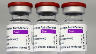 ЕС блокира износа на 3.1 млн. дози на AstraZeneca
