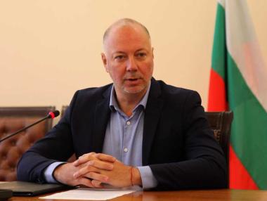 Кабинетът отложи концесионните такси за Летище София