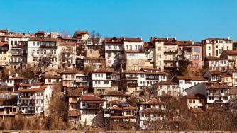 С колко поскъпнаха жилищата и наемите в България за 10 години?