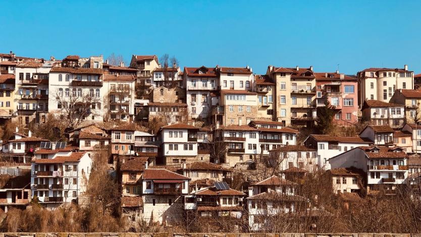С колко поскъпнаха жилищата и наемите в България за 10 години?