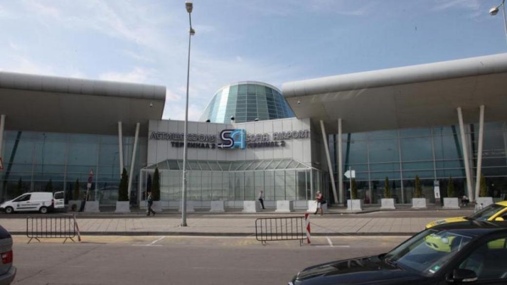 Държавата преподписа договора за Летище София и отложи концесионните такси
