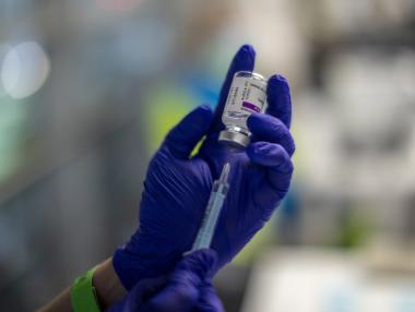 Проблемите на AstraZeneca надвисват и над Johnson & Johnson