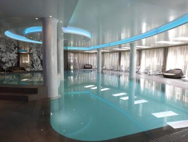 40% спад при нощувките и приходите от тях