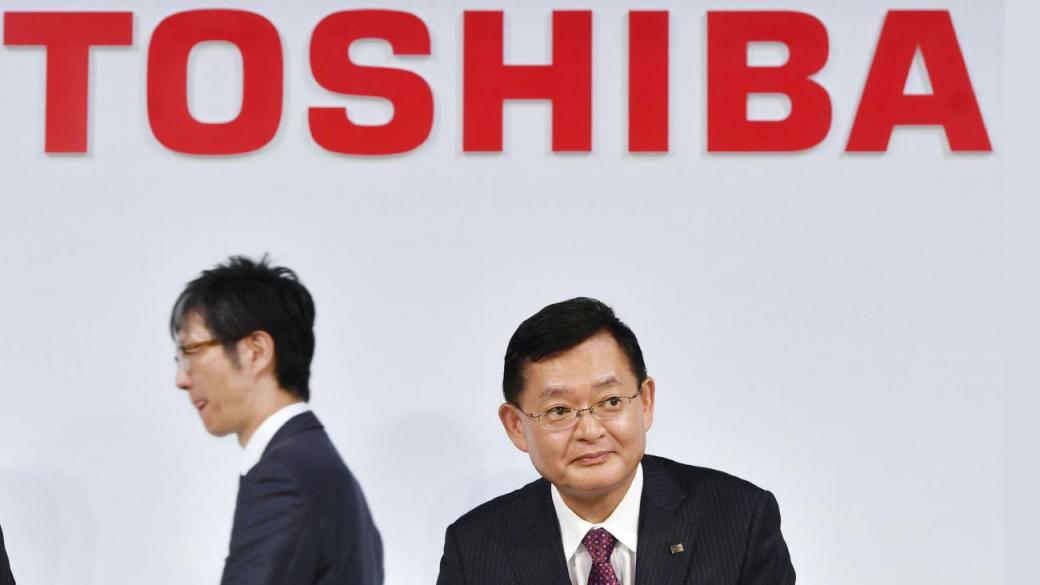 Задава се „война“ за придобиване на Toshiba