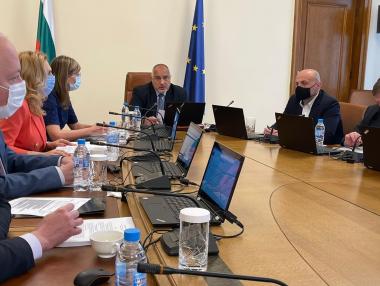 Борисов подаде оставката на кабинета