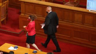 Депутатите гласуваха Борисов да дойде принудително в парламента