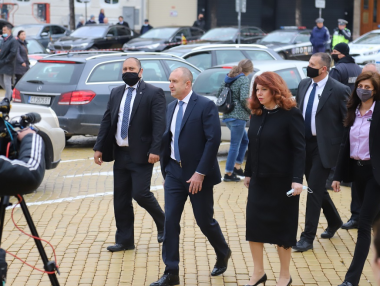 Радев и Йотова получават подкрепата на БСП за втори мандат