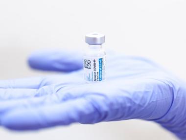 В листовката на Janssen трябва да има предупреждение за тромбози