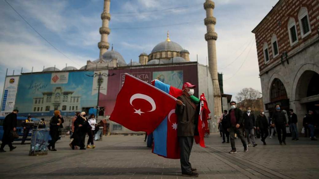 Правителствените рокади потопиха турската лира
