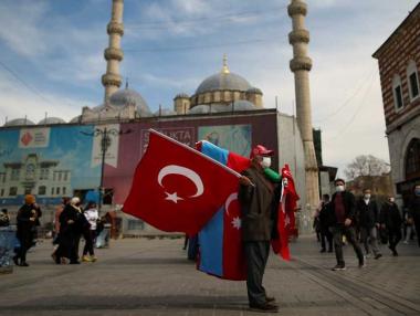 Правителствените рокади потопиха турската лира