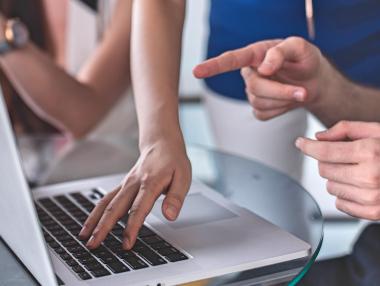 ИПИ: България не трябва да подкрепя цифровия данък