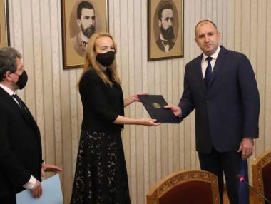 „Има такъв народ“ получи и веднага върна мандата на Радев