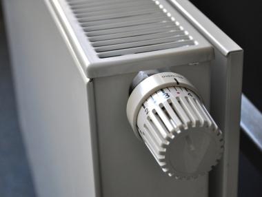 Започва поетапно спиране на парното в София