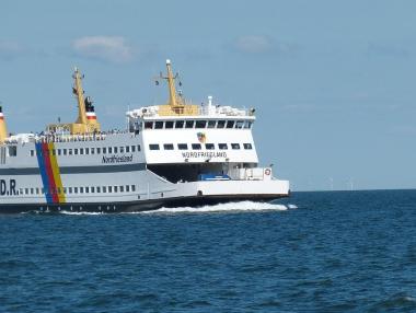 България ще проучва възможността за ферибот между Бургас и Карасу