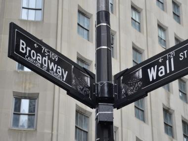 Американските пазари тръгнаха надолу въпреки рекорда на S&P500