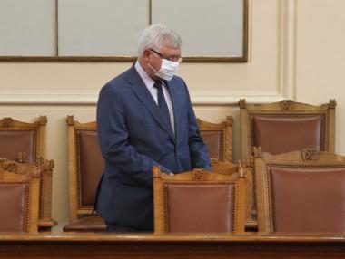 Бюджетът за април е на излишък заради Летище София