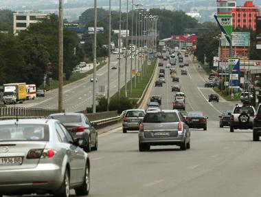 Близо половин милион коли са напуснали София за Великден