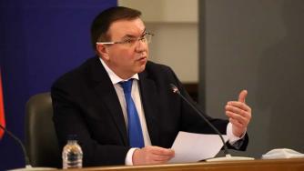 Здравният министър разхлабва още мерки