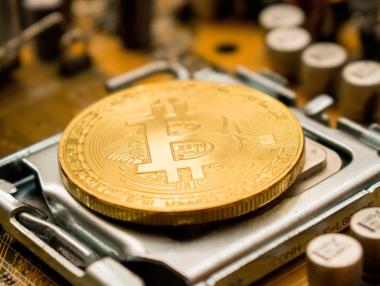 Новата криптовалута, обещаваща да реши големия проблем на биткойн