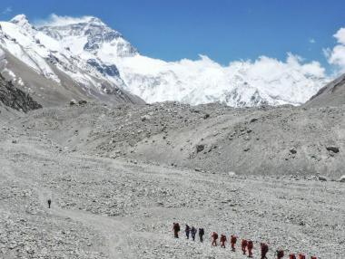 Китай ще изгради граница с Непал на Еверест