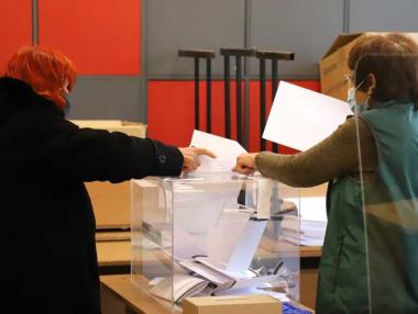 Предсрочните избори официално ще са на 11 юли