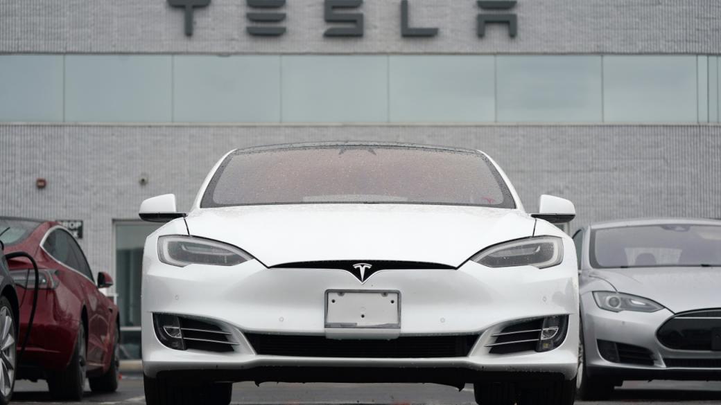 Tesla променя плановете си заради конфликта САЩ-Китай