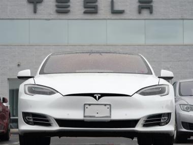 Tesla променя плановете си заради конфликта САЩ-Китай