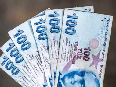 Турската лира подскочи след разхлабването на мерките