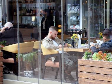 Продължава приемът на документи по антикризисните мерки за заетост