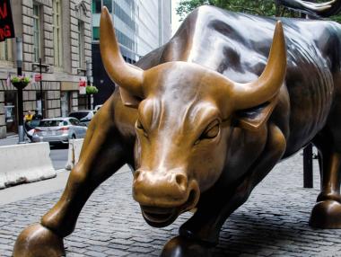 Технологичните гиганти поведоха индексите надолу