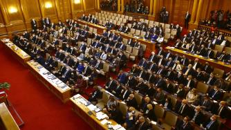 „Има такъв народ“ почти настига ГЕРБ