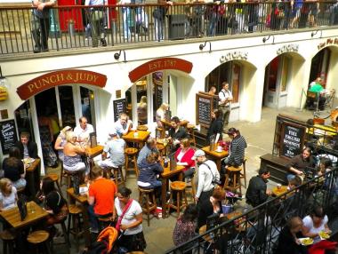 Великобритания планира да се откаже от COVID паспортите