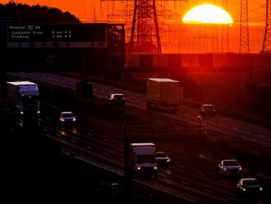 Цената на петрола надхвърли 70 долара