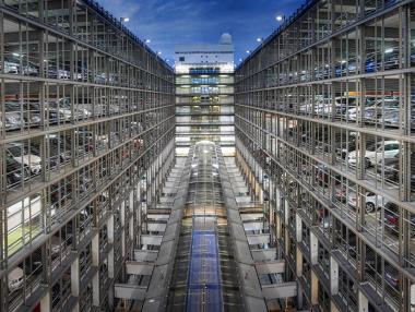 Автомобилната индустрия в Германия отчита тригодишен връх