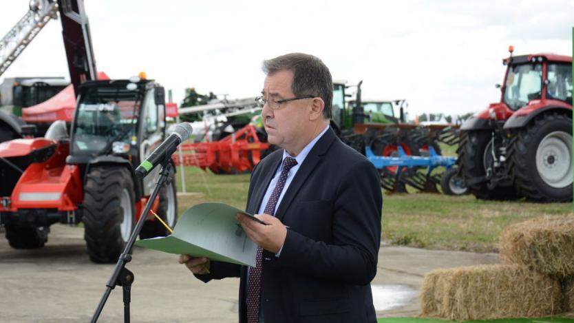 Земеделският министър определи по-висока субсидия за площ
