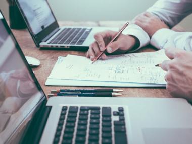 МОН пусна пет нови е-услуги