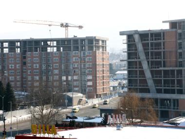 Ръст на българското производство, строителство и търговия през април