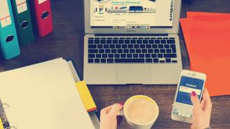 Служителите на Facebook остават хоум офис и след пандемията