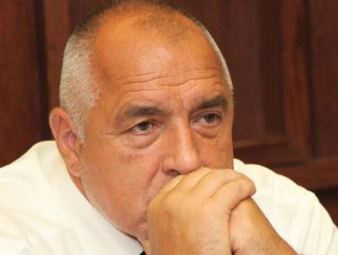 Financial Times: Хватката на силния в България отслабва