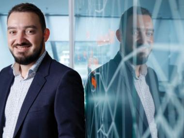 Зарядът на серийния предприемач Борис Колев