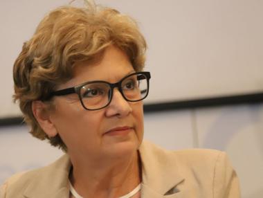 Комитова: Държавни обекти се строят без разрешение за строеж