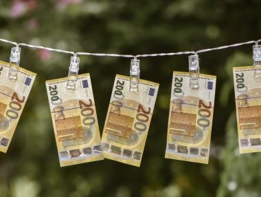 Колко са нарушенията в обществените поръчки през 2020 г.