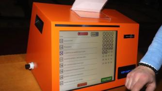 Изборите може да бъдат подсигурени с машини от Тайван