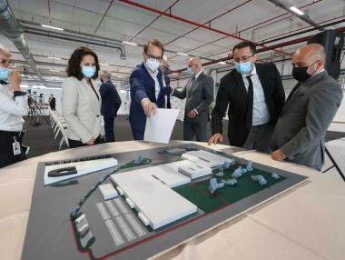 Германски автогигант отваря завод за батерии в Румъния