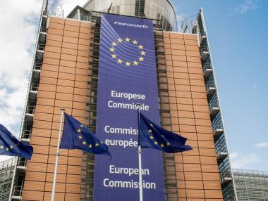 ЕК дава €14.7 млрд. за наука през следващата година