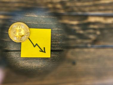 Нови репресии в Китай потопиха още цената на биткойна