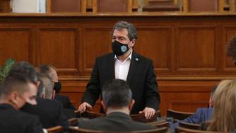 Подкрепата за ГЕРБ ерозира, а „Има такъв народ“ напредва