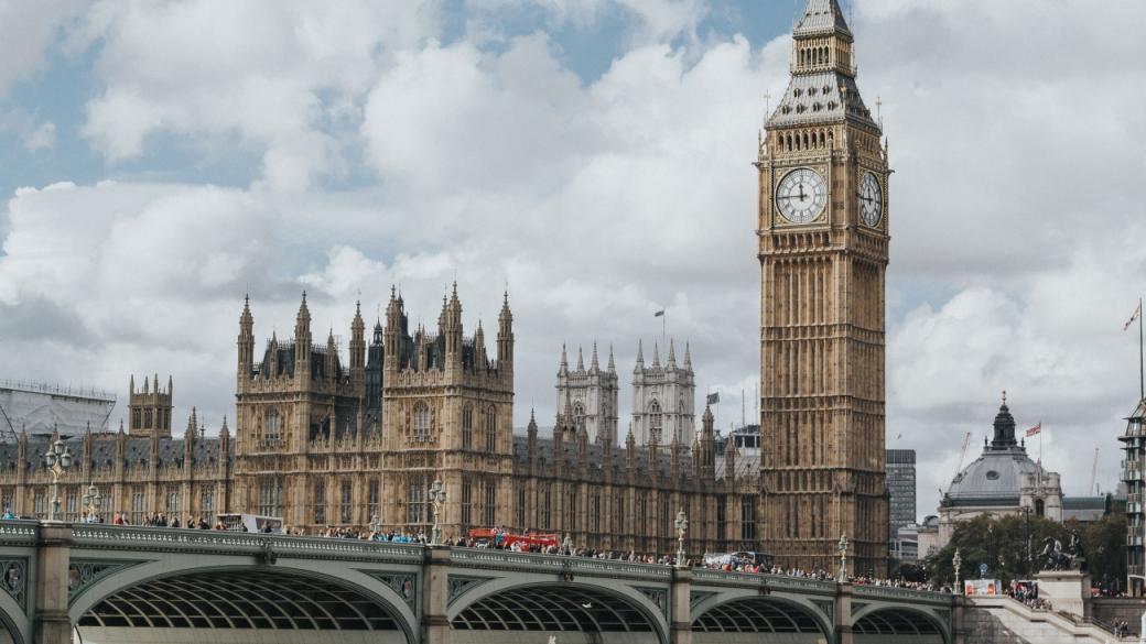 Лондон дава гратисен период за кандидатстване  за статут на уседналост