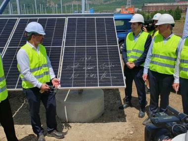 Започна строежът на най-големия соларен парк за собствени нужди в България